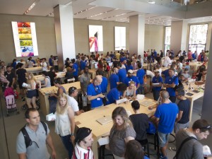 apple store barcelona paseo de gracia red zone